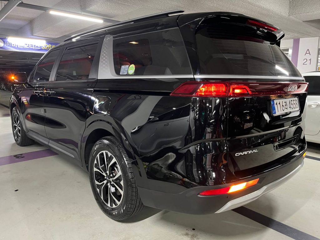 Kia Carnival 4 gen. 9-seater Prestige