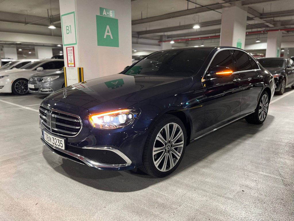 Mercedes Benz E-class W213 E350 4MATIC Exclusive