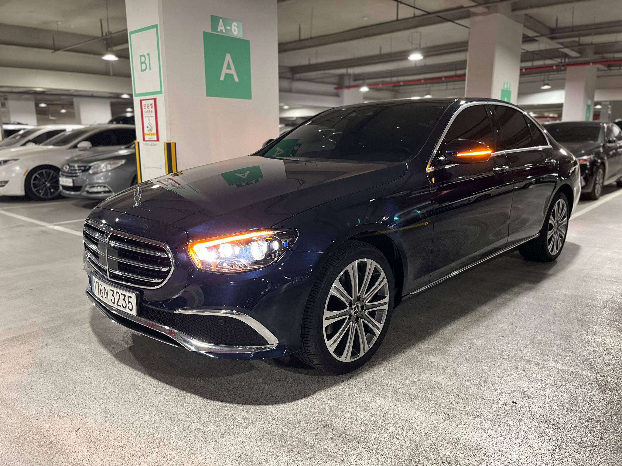 Mercedes Benz E-class W213 E350 4MATIC Exclusive