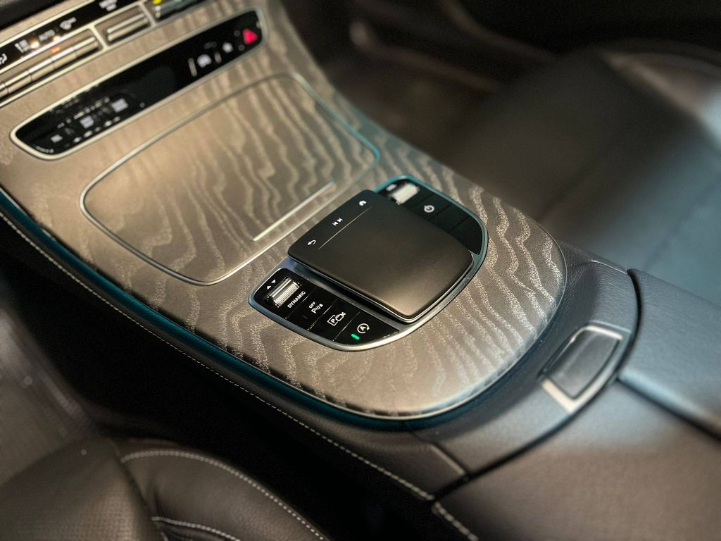 Mercedes Benz E-class W213 E350 4MATIC Exclusive