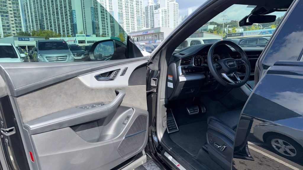 Audi Q8 (4M) 55TFSI Quattro Premium