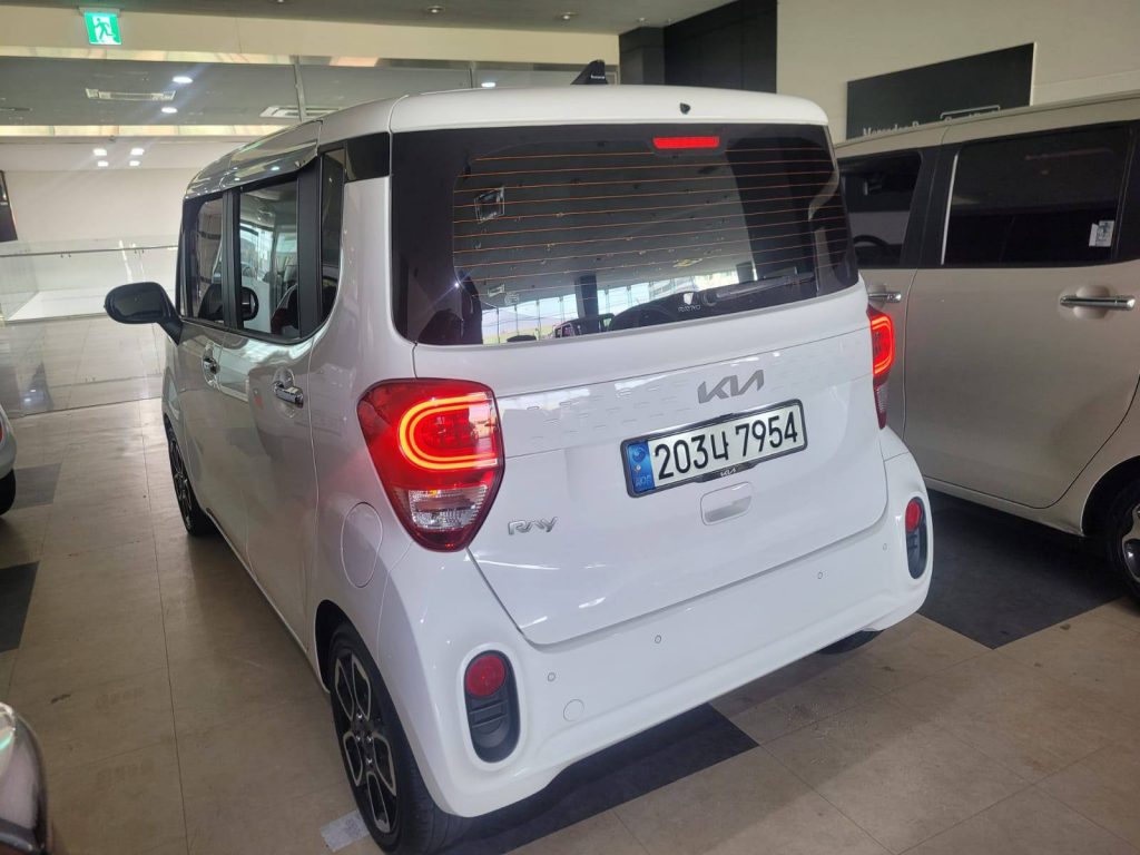 Kia The New Ray Signature