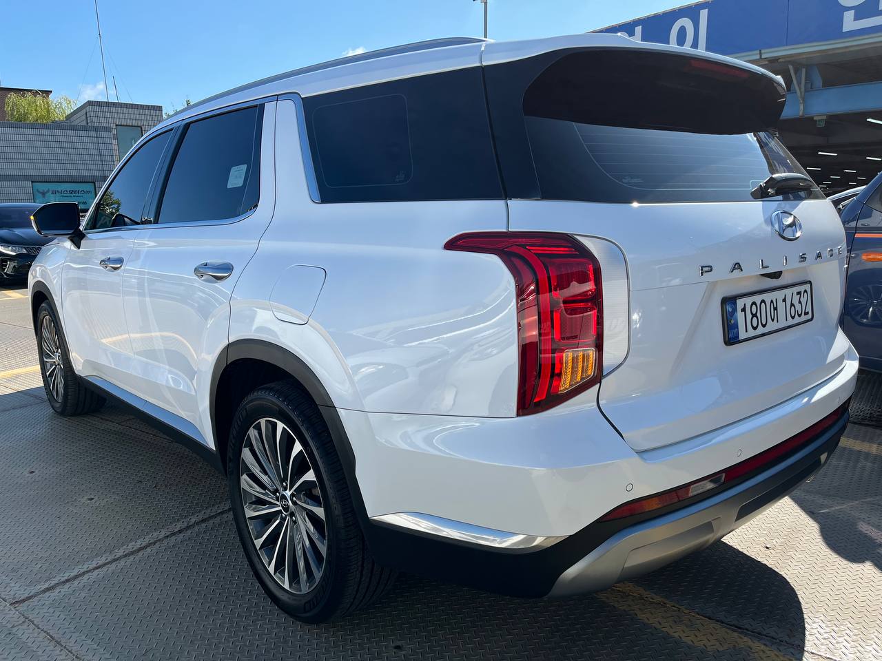 photo_2860@17-10-2025_06-59-01