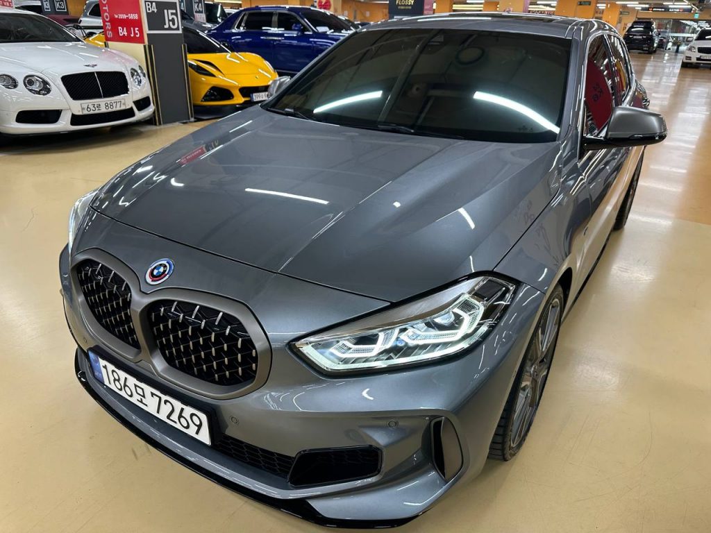 BMW 1 (F40) M135i xDrive