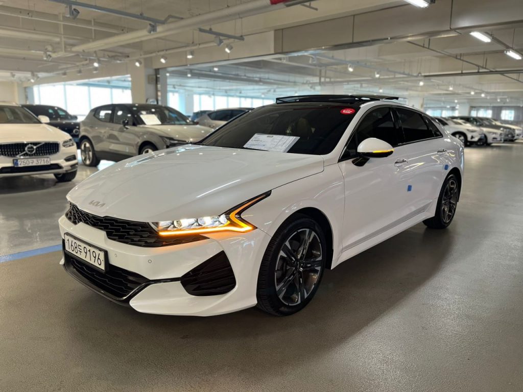 Kia K5 3gen 2.0 Noblesse
