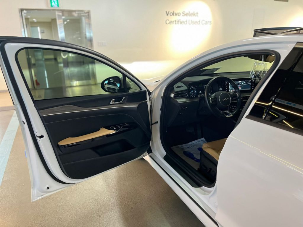 Kia K5 3gen 2.0 Noblesse