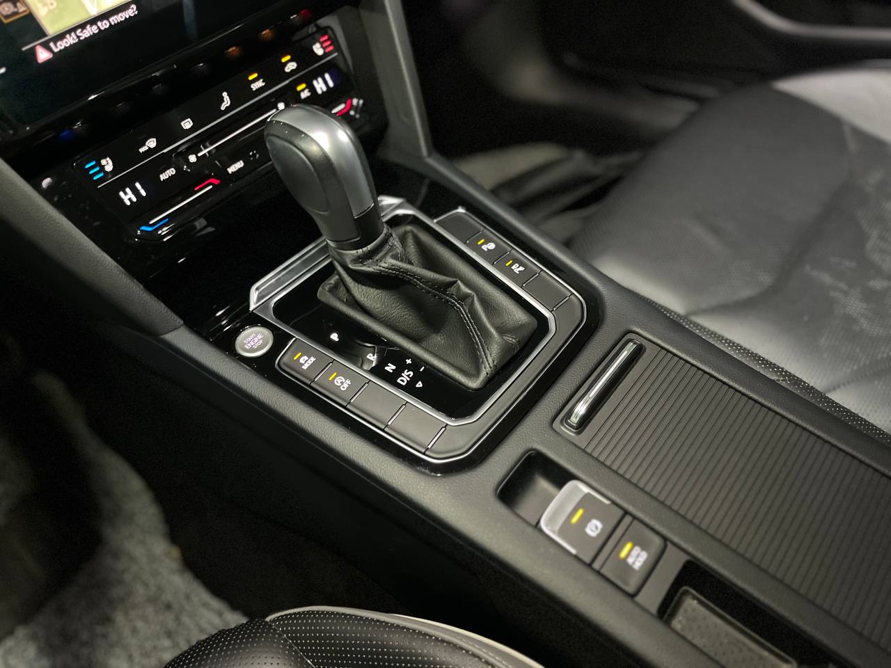 photo_24@11-11-2025_11-03-55