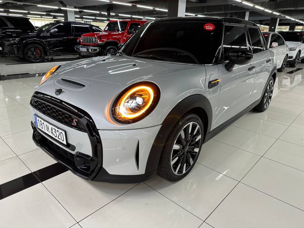 Mini Cooper S 5 Door Classic 3gen.