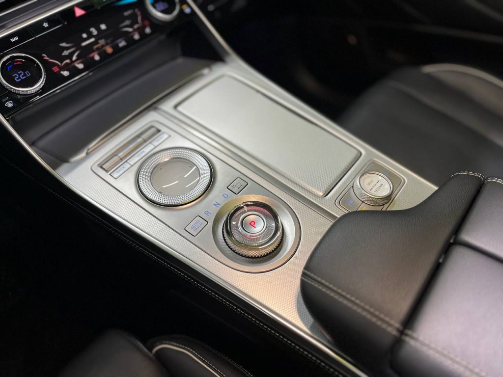 Genesis GV80 2.5T AWD