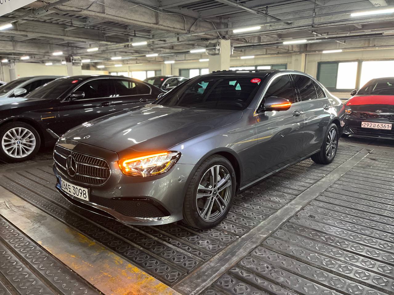 Mercedes Benz E-class W213 E250 Avantgarde