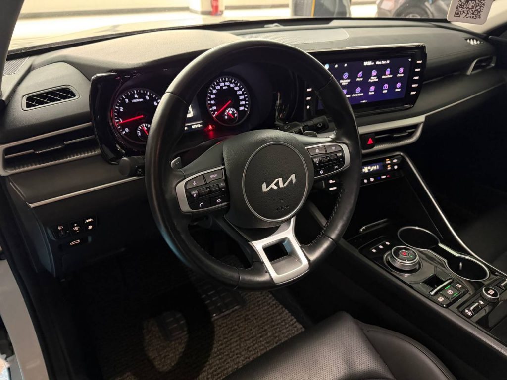 Kia K5 3gen 2.0 LPi Trendy