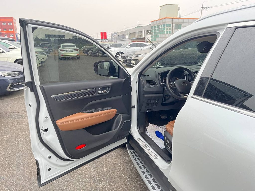 Renault-Samsung The New QM6 2.0 2WD GDe Signature