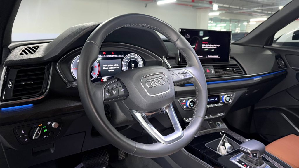 Audi Q5 (FY) 40 TDI Quattro Premium Sportback