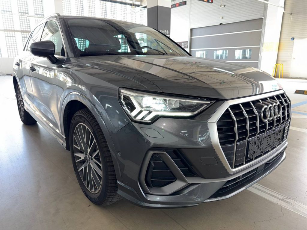 Audi Q3 (F3) 35 TDI Premium