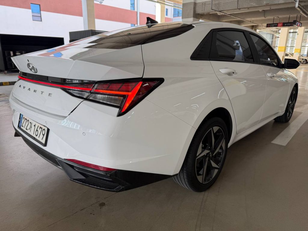 Hyundai The New Avante (CN7) 1.6 Modern
