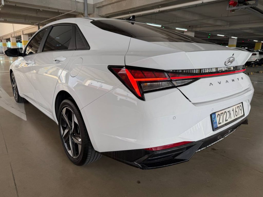 Hyundai The New Avante (CN7) 1.6 Modern