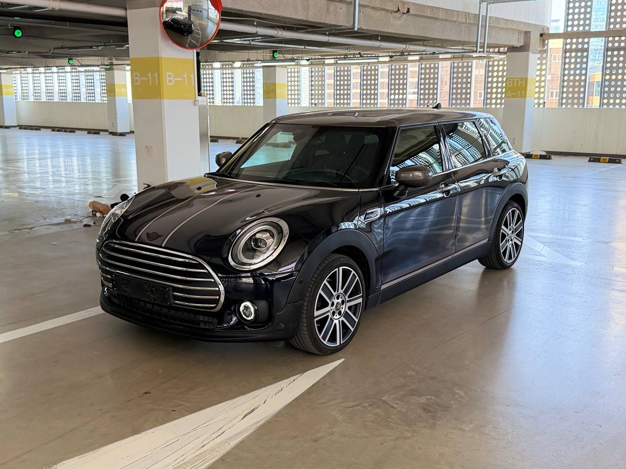 Mini Cooper Clubman Savile Row Edition
