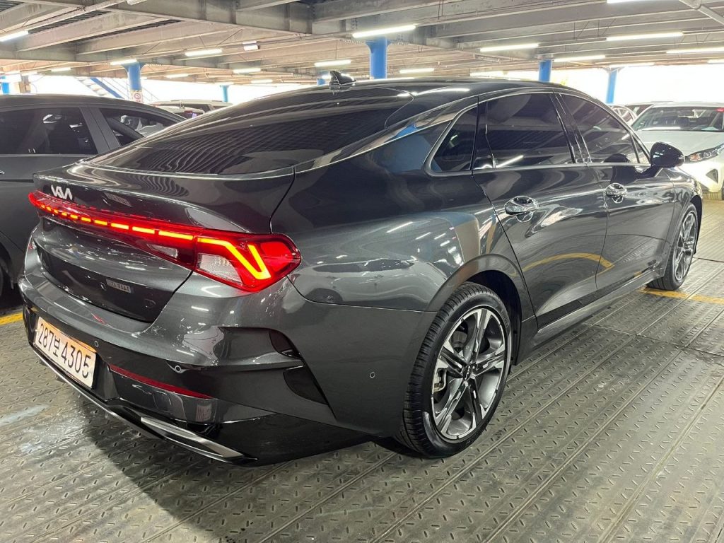Kia K5 3gen 2.0 Signature