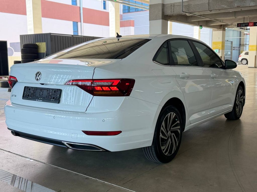 Volkswagen Jetta 7gen. 1.4 TSI Prestige