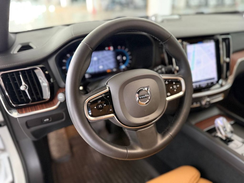 Volvo V60 Cross Country B5 Ultimate AWD