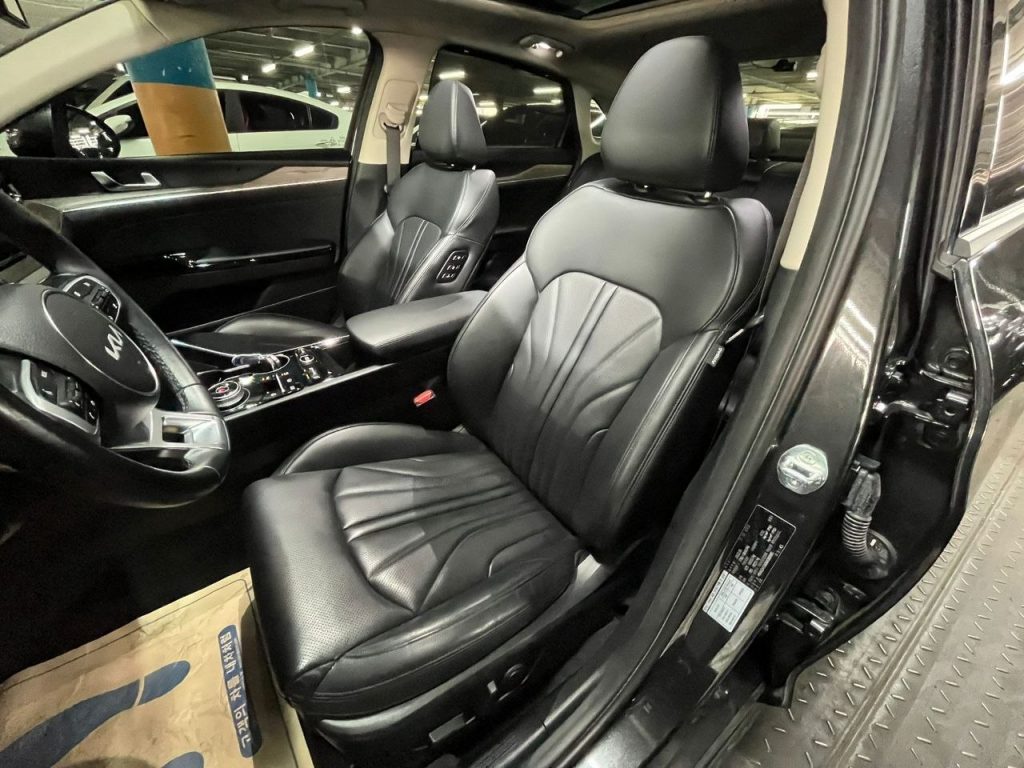 Kia K5 3gen 2.0 Signature
