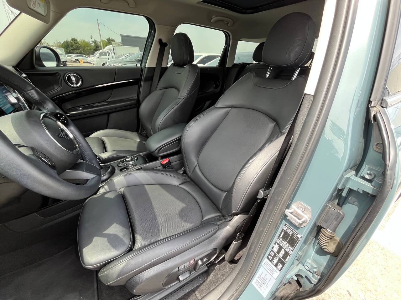 photo_52@16-04-2026_03-20-35