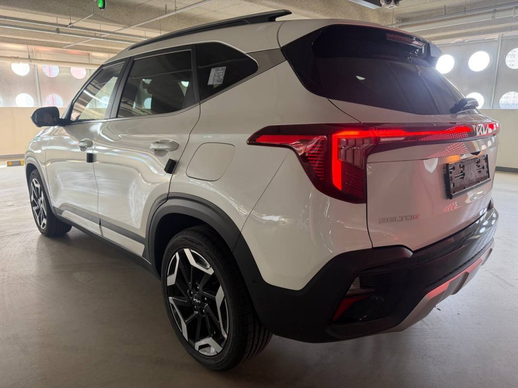 Kia The New Seltos 2.0 2WD Signature