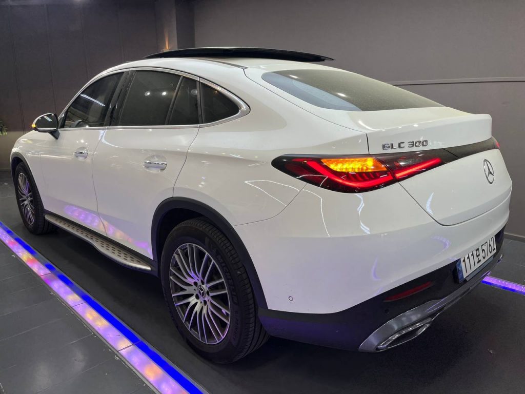 Mercedes Benz GLC-class GLC300 4MATIC Avantgarde Coupe