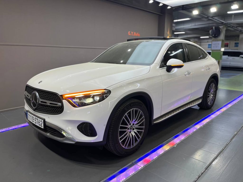 Mercedes Benz GLC-class GLC300 4MATIC Avantgarde Coupe
