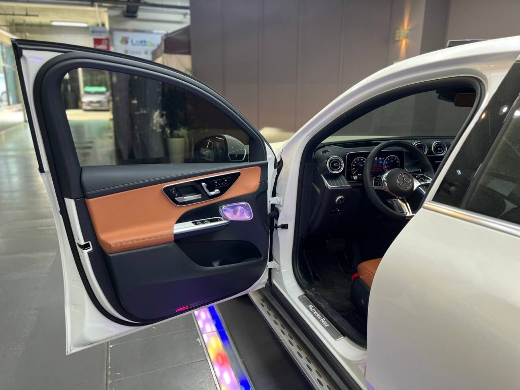 Mercedes Benz GLC-class GLC300 4MATIC Avantgarde Coupe