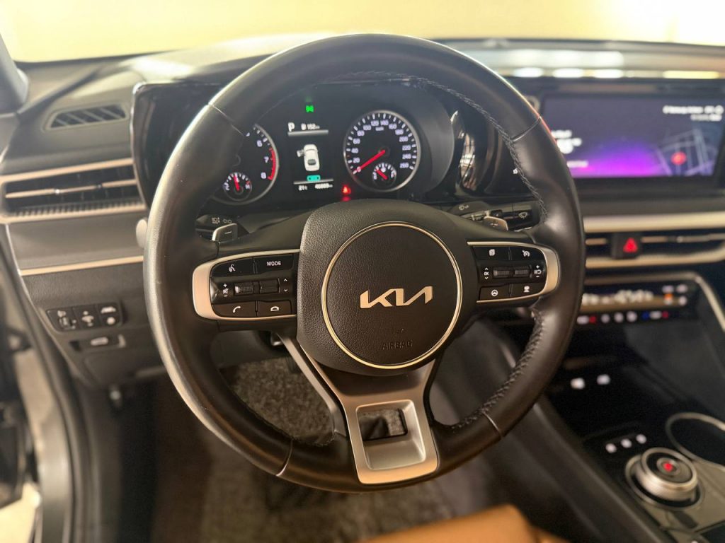Kia K5 3gen 2.0 Prestige