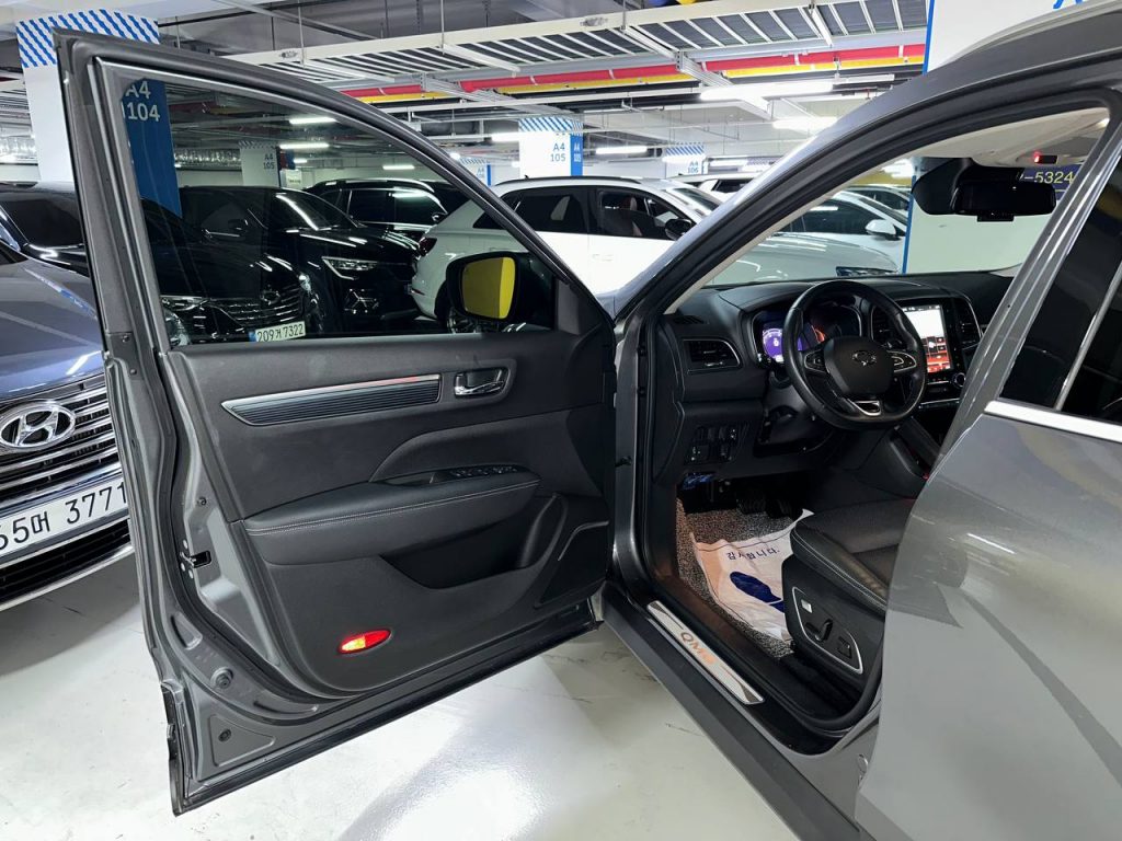 Renault-Samsung The New QM6 2.0 2WD GDe RE Signature
