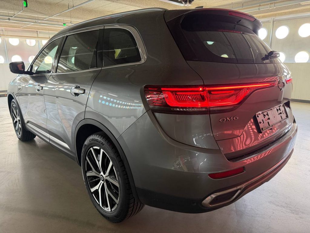Renault-Samsung The New QM6 2.0 2WD GDe Re Signature