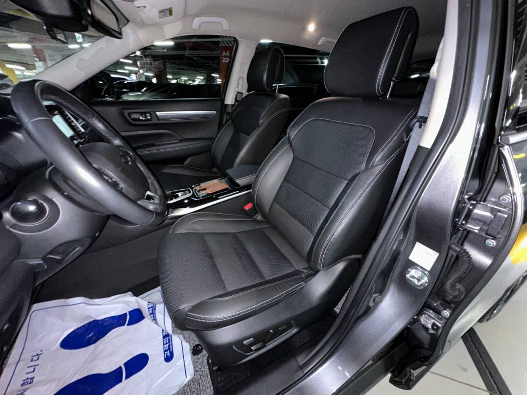 Renault-Samsung The New QM6 2.0 2WD GDe RE Signature