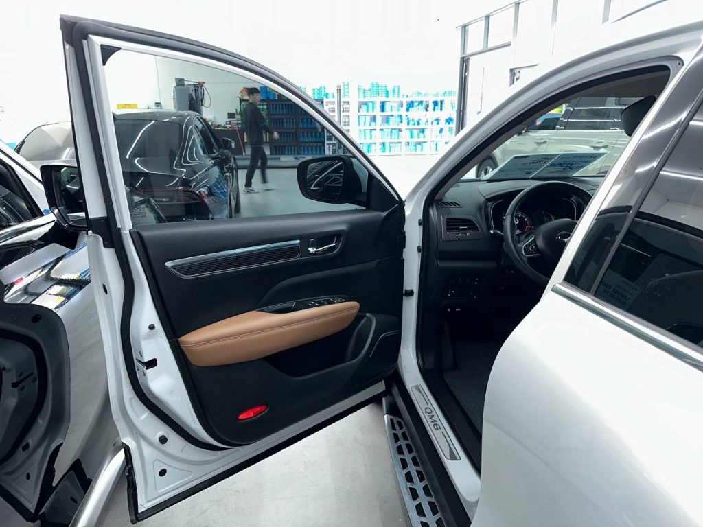 Renault-Samsung The New QM6 2.0 2WD GDe RE Signature
