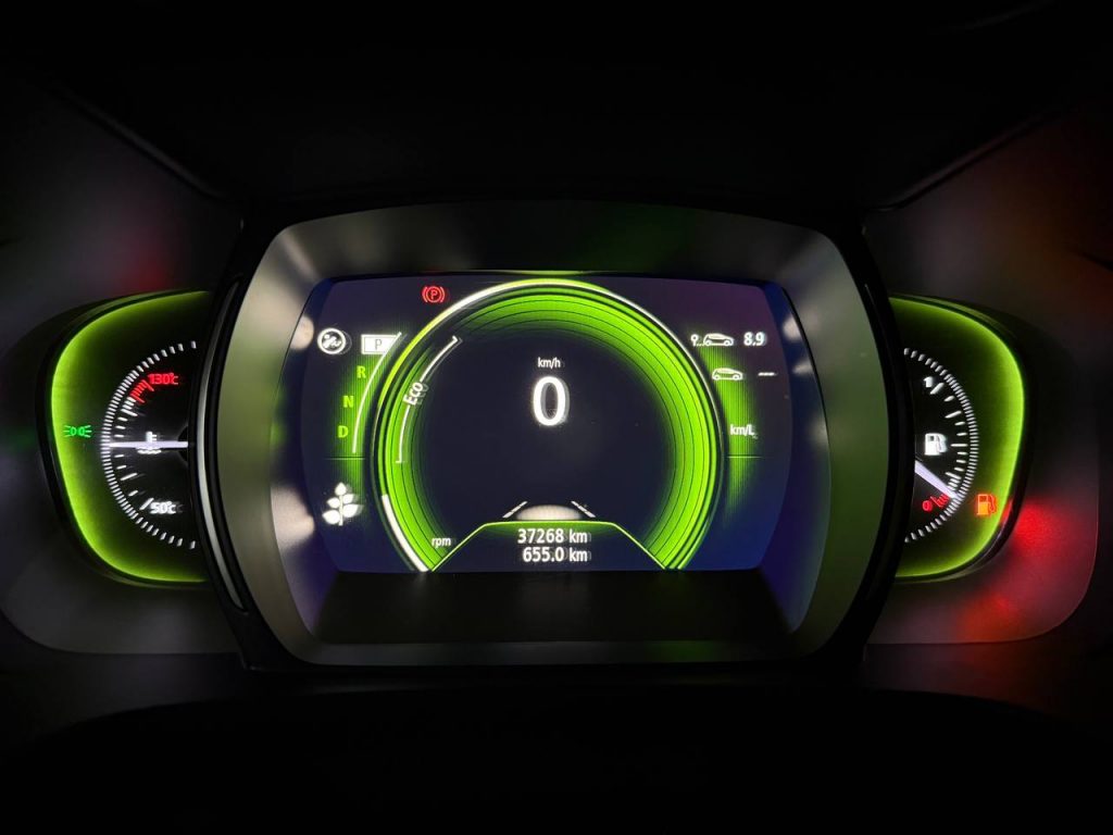 Renault-Samsung The New QM6 2.0 2WD GDe Re Signature