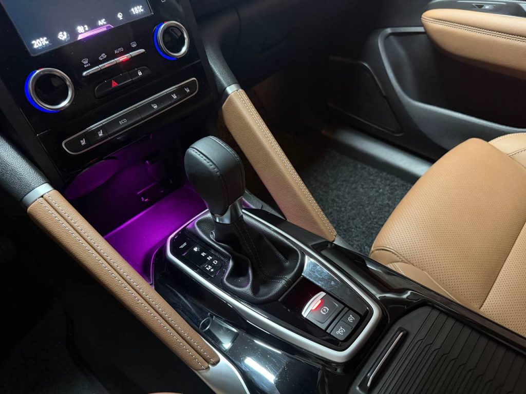 Renault-Samsung The New QM6 2.0 2WD LPe Re Signature