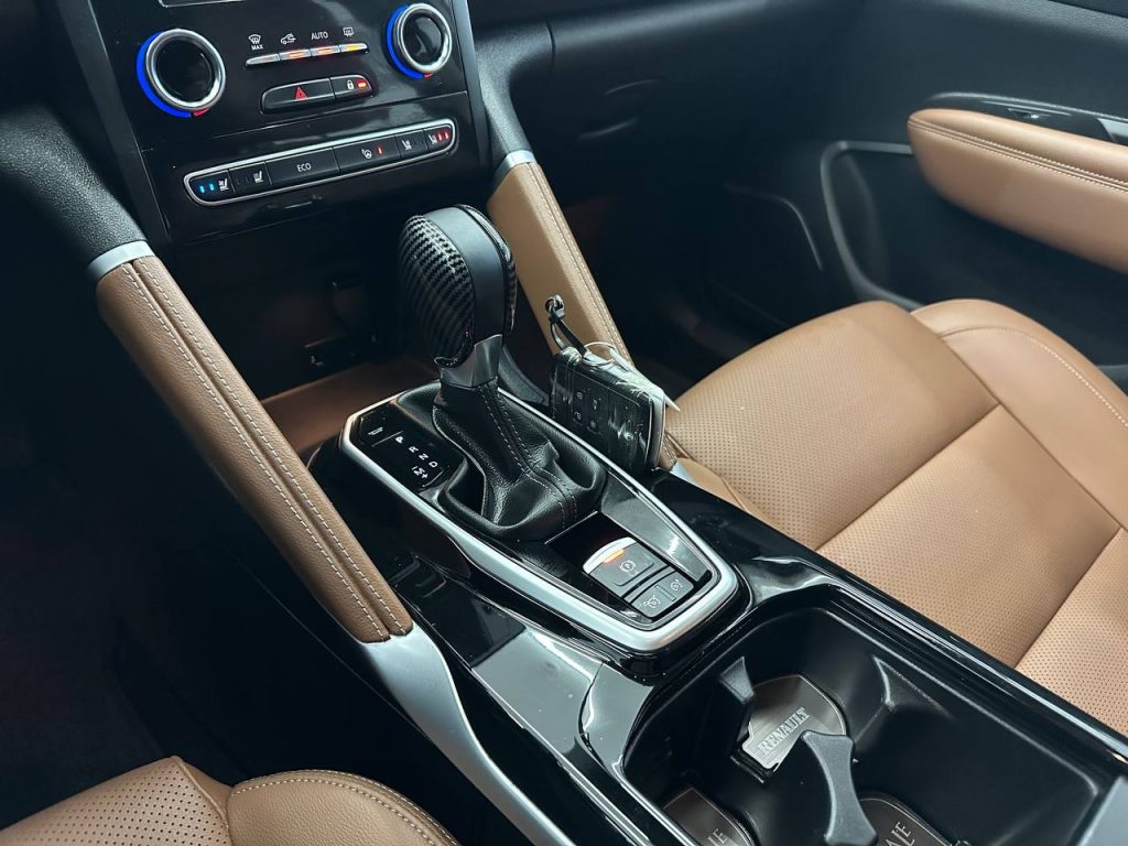 Renault-Samsung The New QM6 2.0 2WD GDe RE Signature