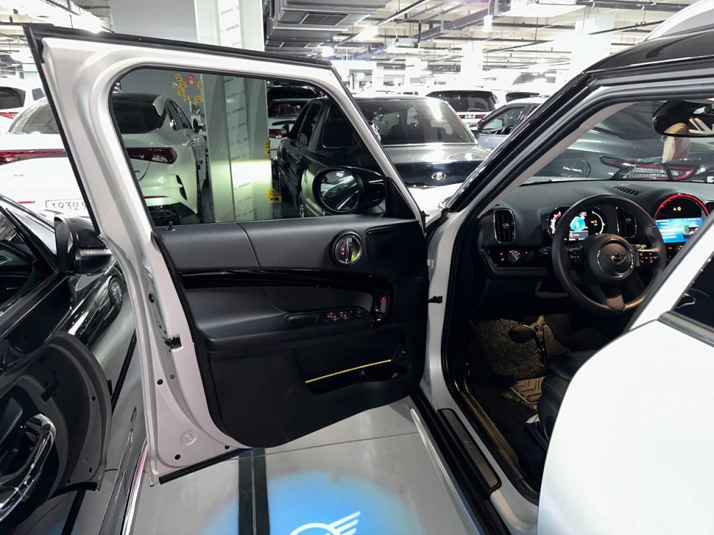 Mini Cooper D Countryman ALL4 Classic 2 gen.