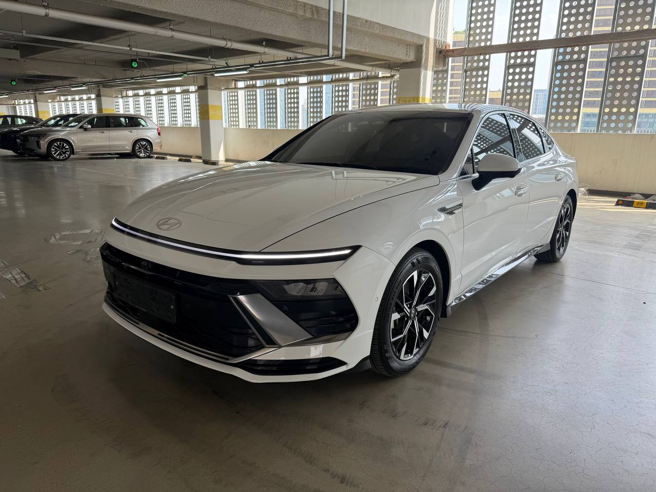 Hyundai Sonata The Edge 2.0 Exclusive