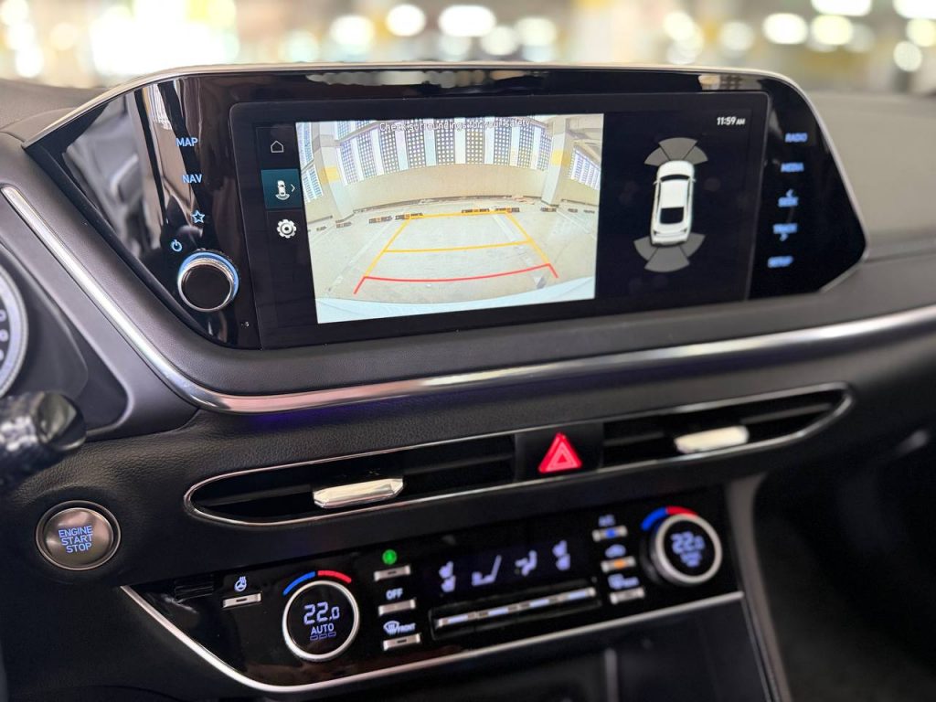 Hyundai Sonata (DN8) 2.0 Premium Plus
