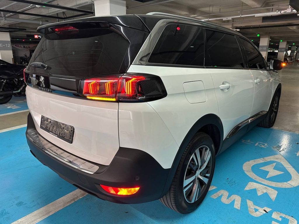 Peugeot 5008 1.2 Puretech Allure GT