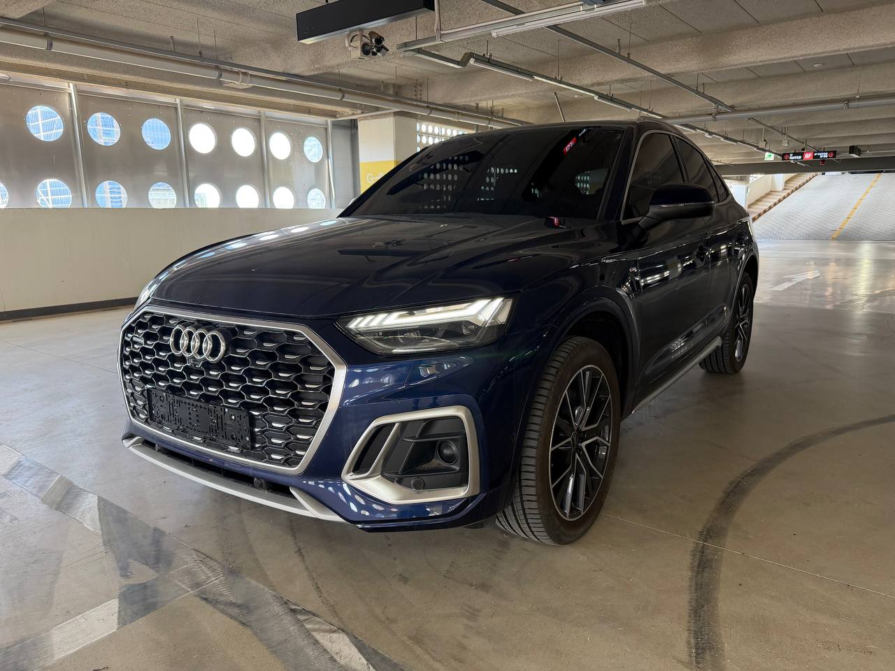 Audi Q5 (80A) 40 TDI Quattro Premium Sportback
