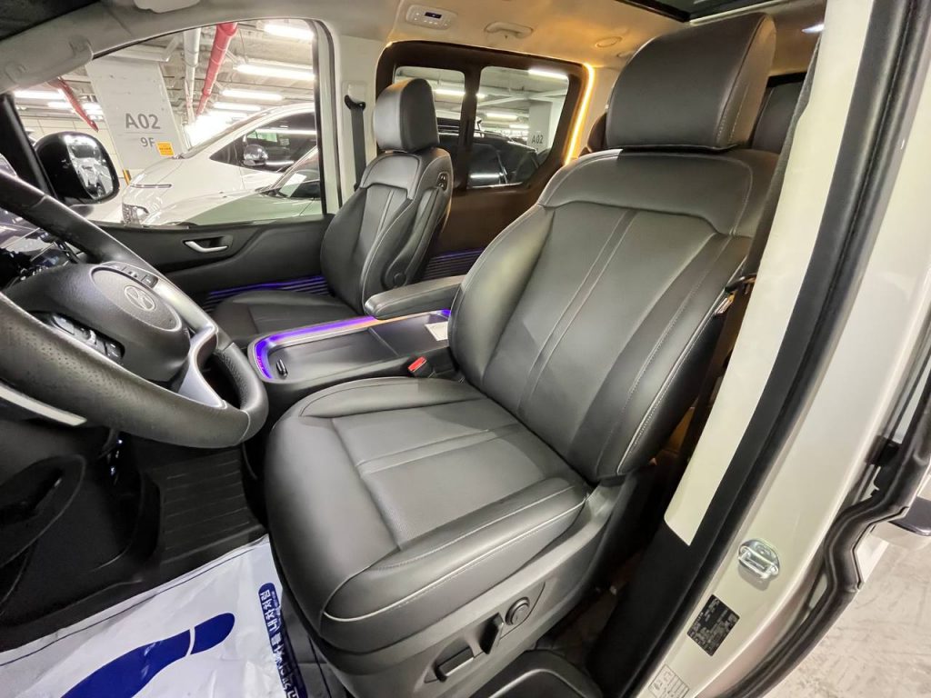 Hyundai Staria1.6 HEV Lounge 7 seater Inspiration