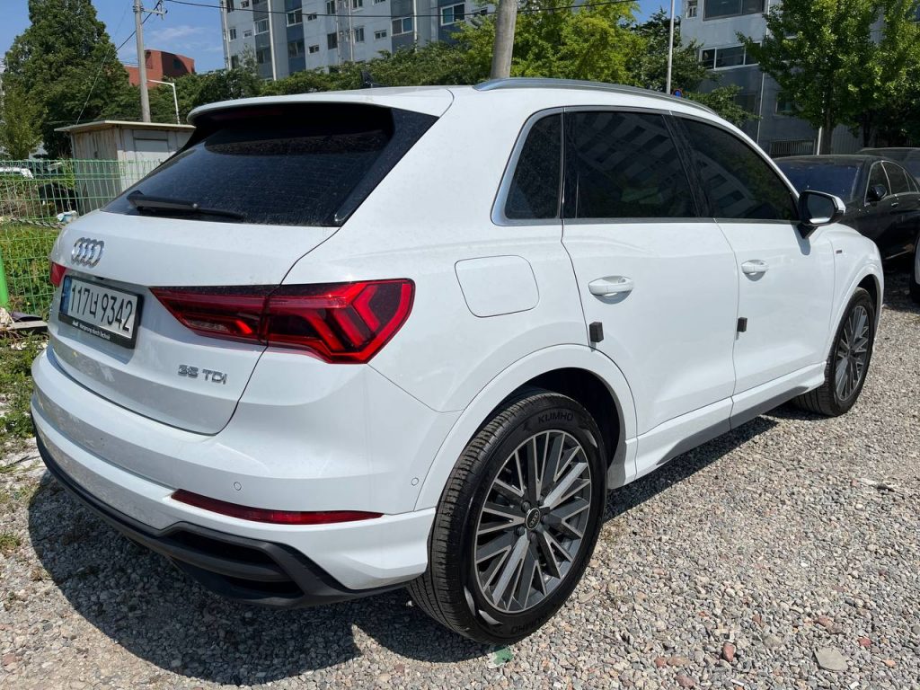 Audi Q3 (F3) 35 TDI Premium