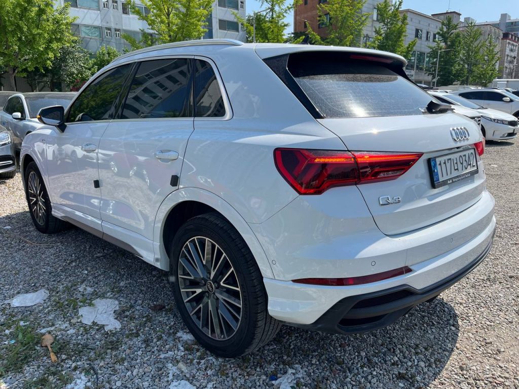 Audi Q3 (F3) 35 TDI Premium