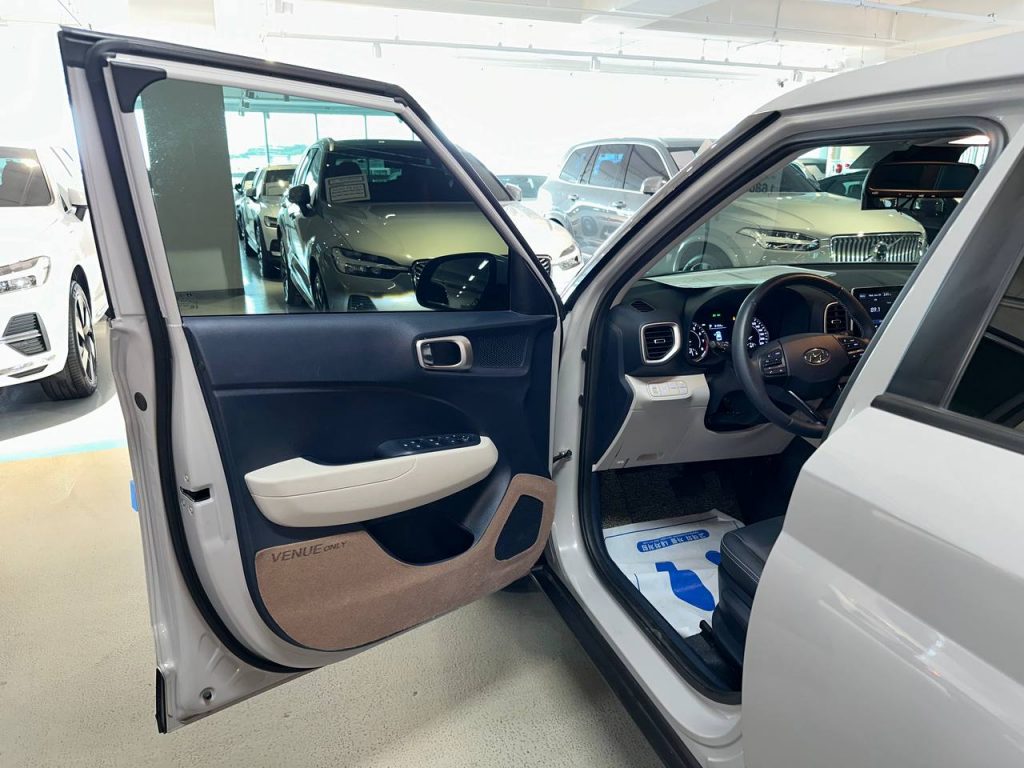 Hyundai Venue 1.6 Modern