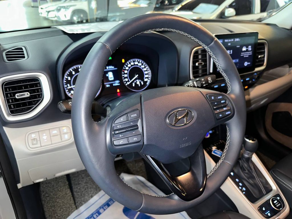 Hyundai Venue 1.6 Modern