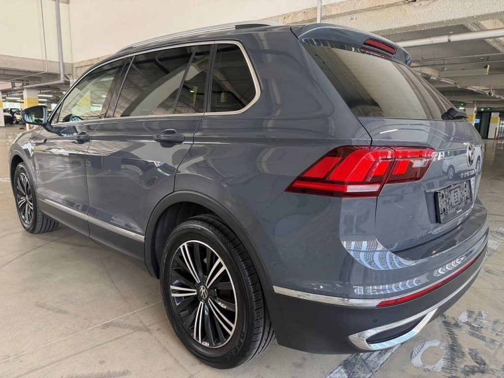 Volkswagen Tiguan 2 gen 2.0 TDI Premium