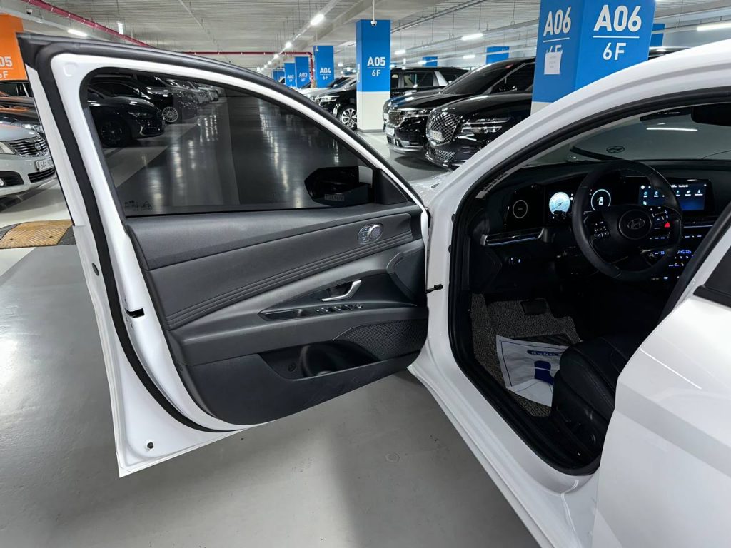 Hyundai The New Avante (CN7) 1.6 Modern